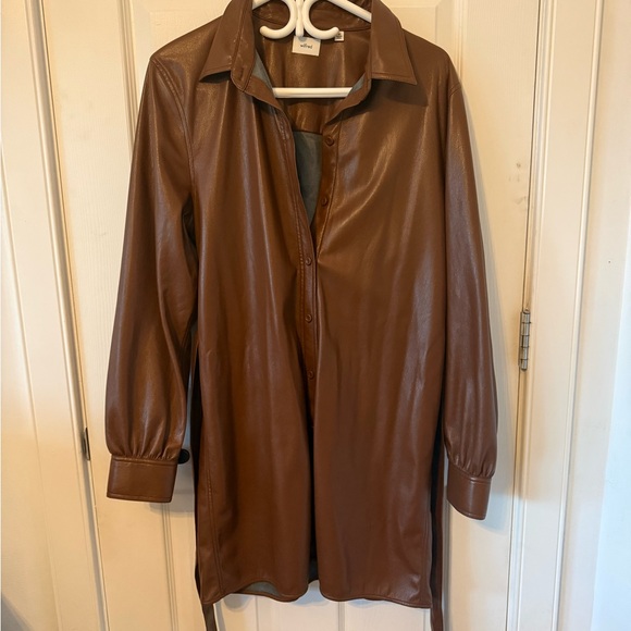Aritzia Faux Leather Trench Coat 🤎 Chocolate Brown | Chic | Size M - Picture 4 of 6